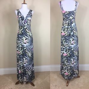 Maxi Dress By Pretty Young Thing
